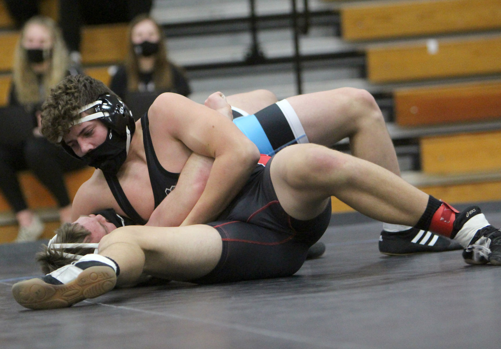Division 1 prep wrestling sectionals at Eau Claire North 1-30-21